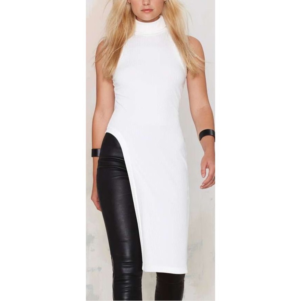 🌹Nasty Gal: Futuristic, Asymmetrical Cut Tunic🌹
